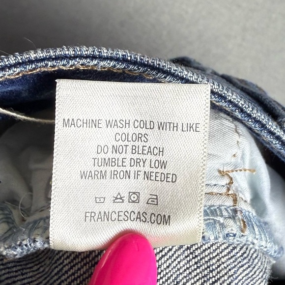 Francesca’s Harper Heritage Women’s High Rise Straight Raw Hem Jeans size 27 NWT - Picture 2 of 13